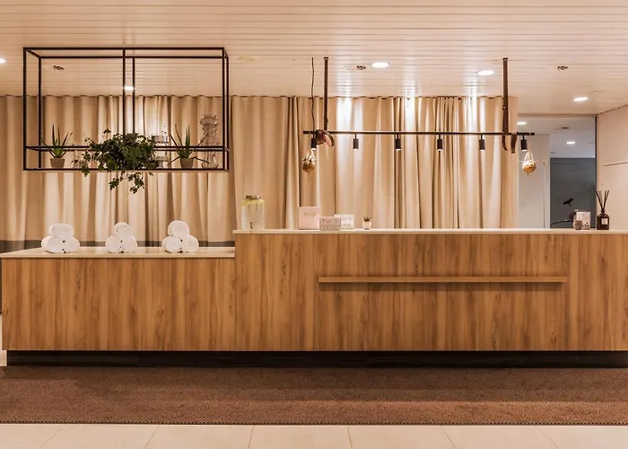 Valaisia Montana, A Faern Collection